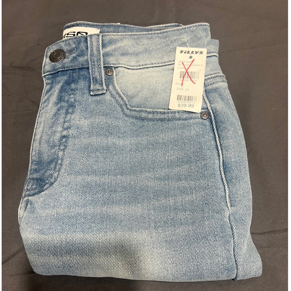 Y2K Light Wash Curvy High Rise Distressed Knee Women 24 Skinny Jeans Streetwear